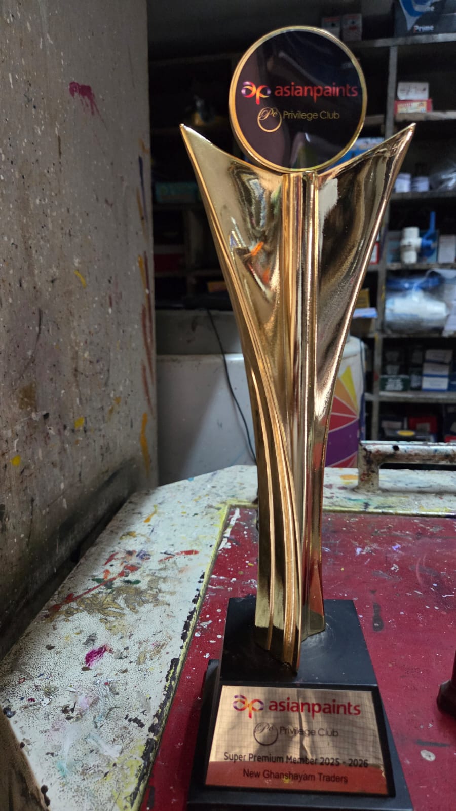 Asian Paints award received by New Ghanshayam Traders