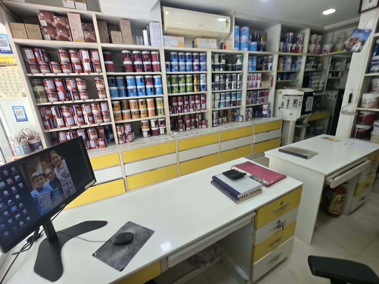 Billing counter and quick-pickup area