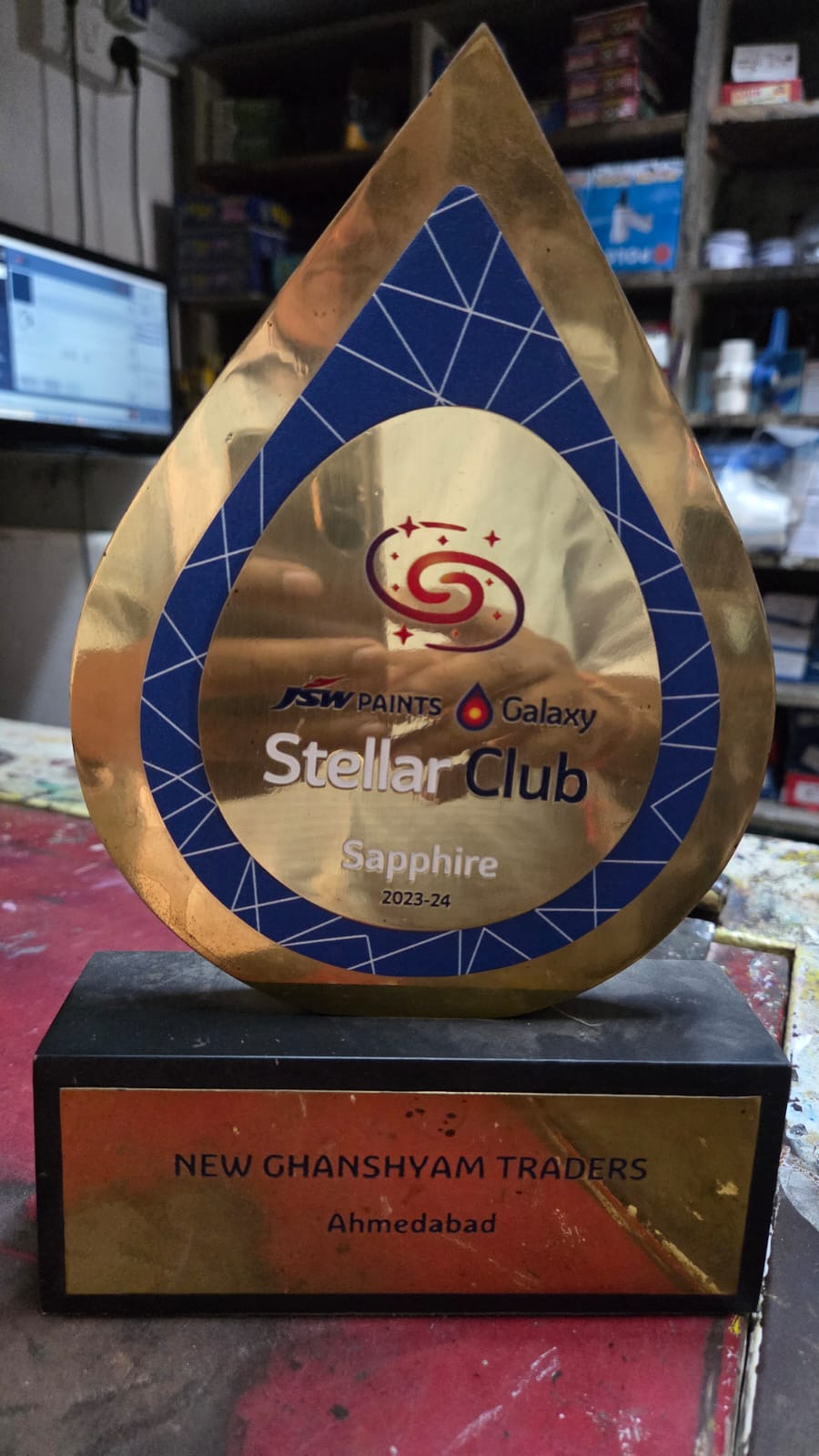 JSW Paints award received by New Ghanshayam Traders